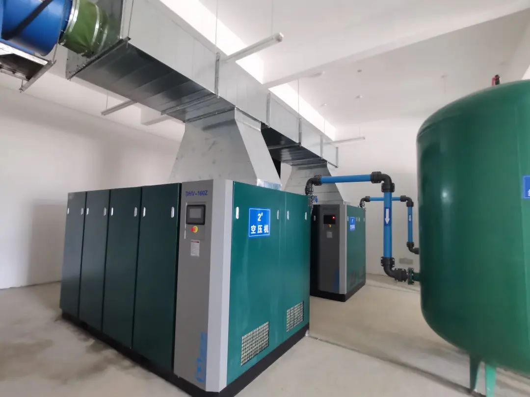 德蒙空壓機助力高分子材料企業節能增效，實現經濟與環保效益雙提升！采購德蒙DHV-160Z案例