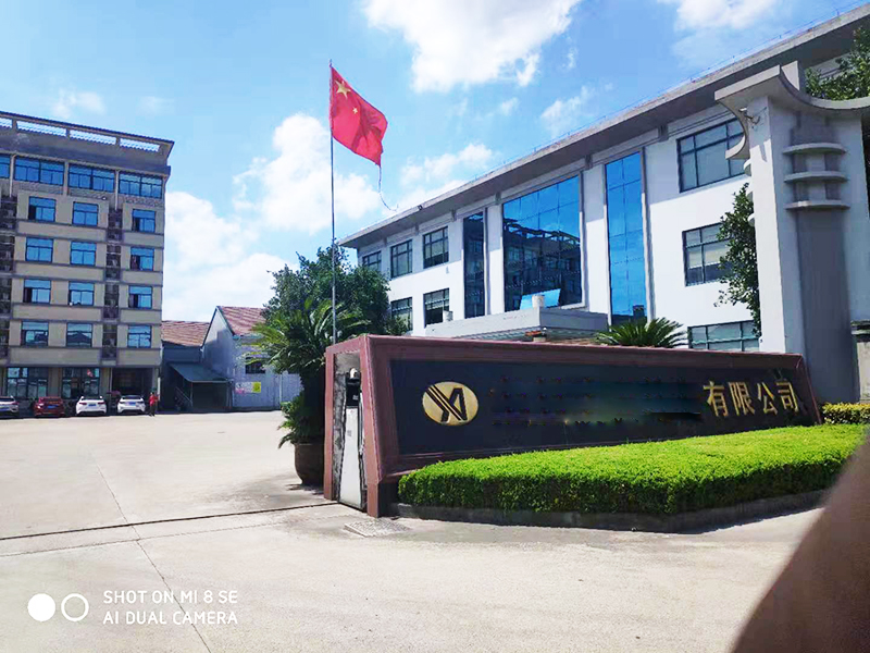 浙江某紡塑有限公司采購德蒙低壓螺杆空壓機案例